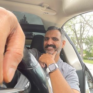 Meet your Posher, Zeeshan